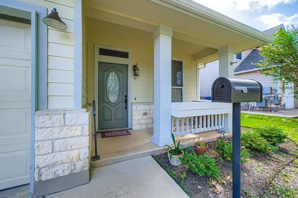$2,000 | 2920 Thrushwood Drive, Unit B, Austin, TX 78757