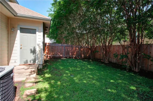 $2,000 | 2920 Thrushwood Drive, Unit B, Austin, TX 78757