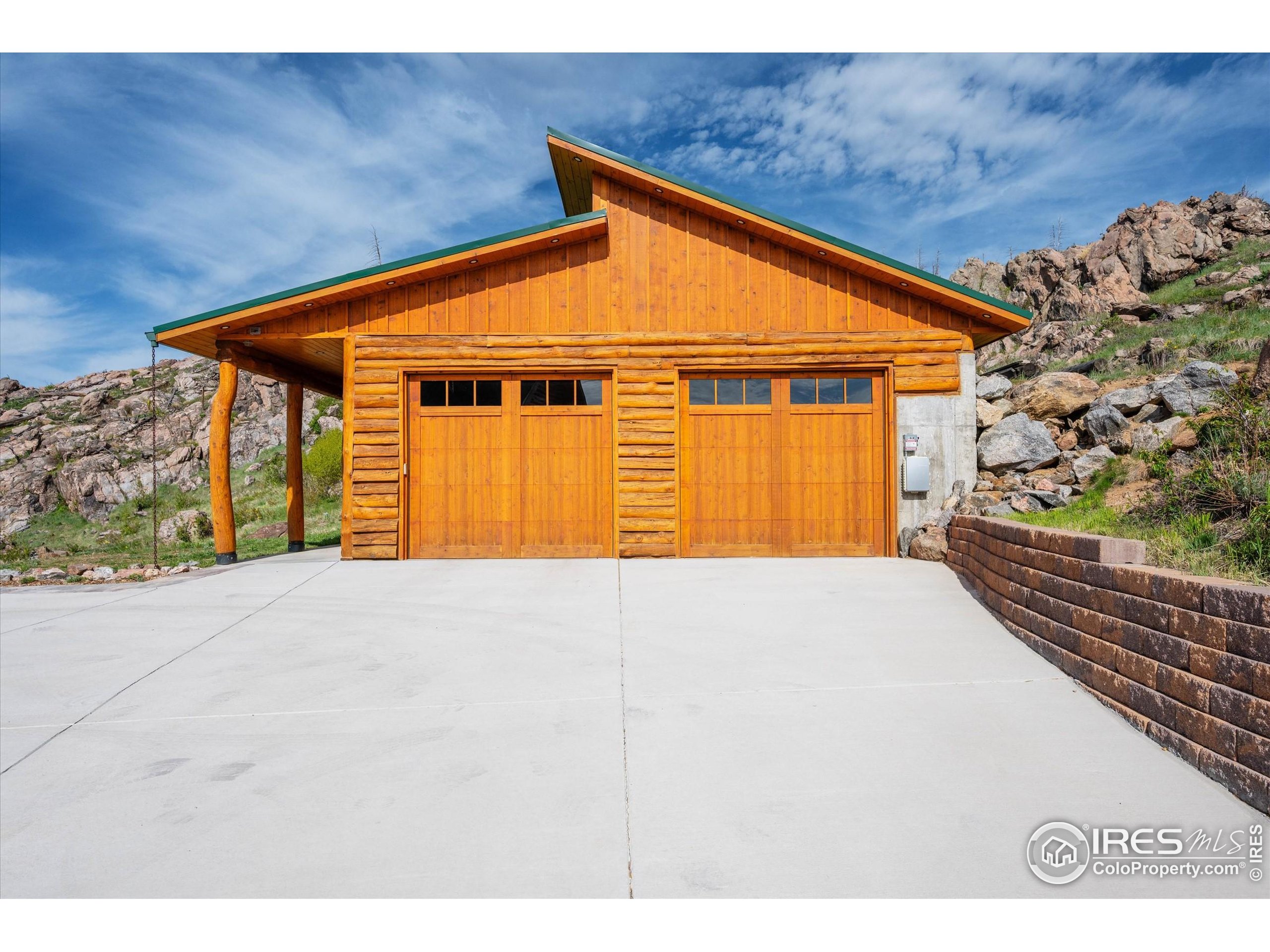 4119 Davis Ranch Road Bellvue, CO 80512 - Photo 35 of 40 a view of backyard of house