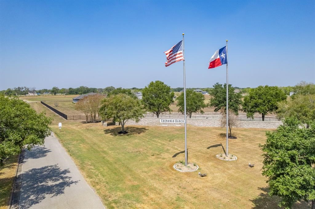 22611 Chenango Lake Drive Angleton, TX 77515 - Photo 6 of 6