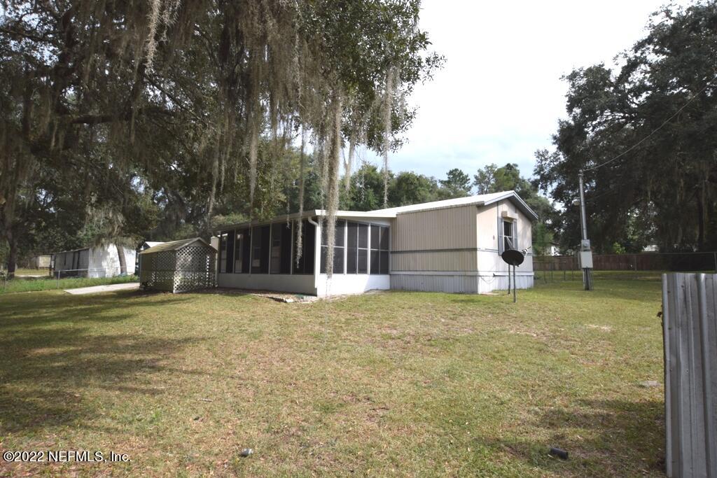 101 Ranchwood Road Crescent City, FL 32112 - Photo 1 of 18 101 RanchW Sideview