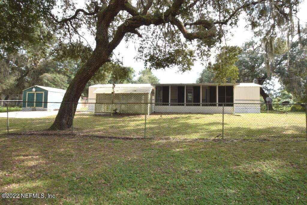101 Ranchwood Road Crescent City, FL 32112 - Photo 2 of 18 101 RanchW