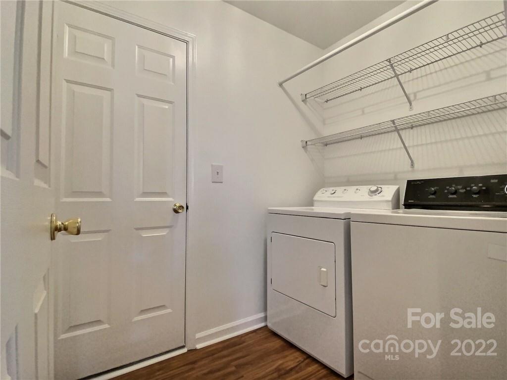 870 Knightsbridge Road Fort Mill, SC 29708 - Photo 22 of 25 a utility room with washer and dryer