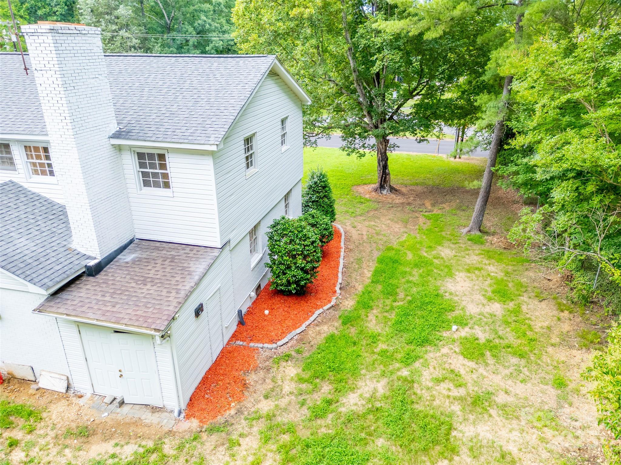 1728 Colony Road Salisbury, NC 28144 - Photo 3 of 20