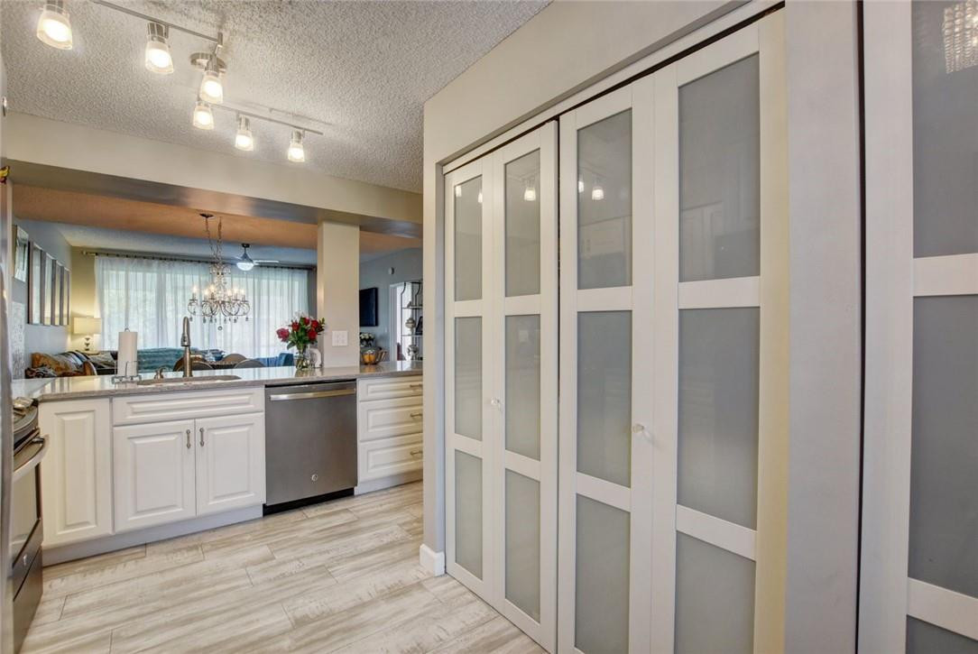 8682 Vía Reale, Unit 3 Boca Raton, FL 33496 - Photo 11 of 31 Photo 11