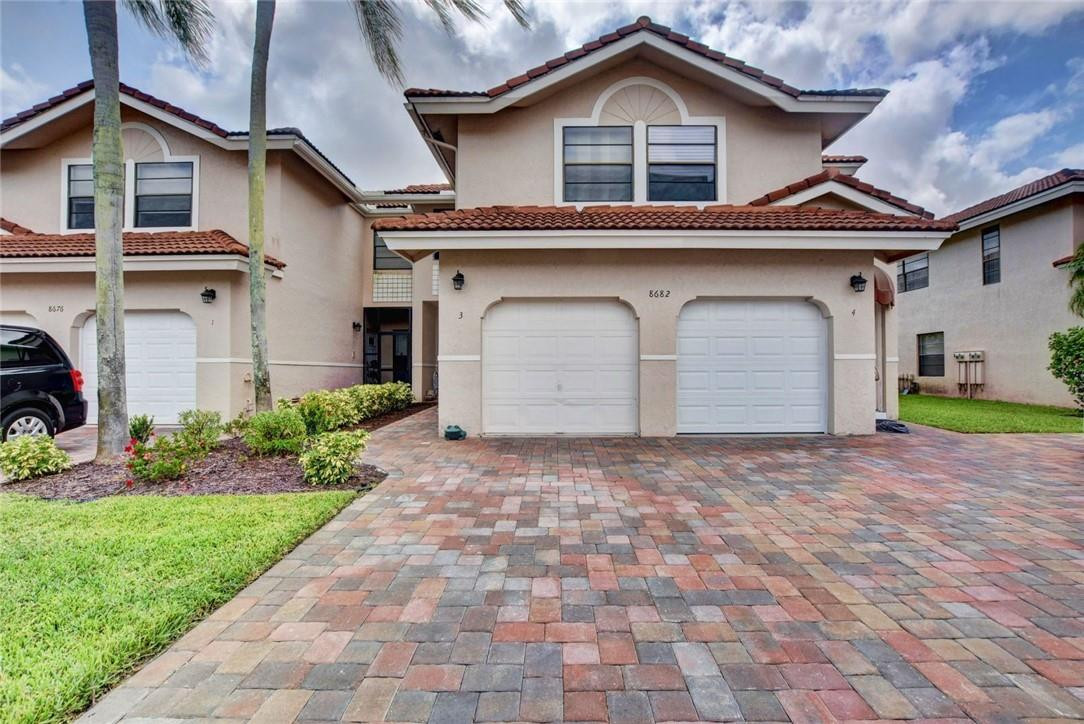 8682 Vía Reale, Unit 3 Boca Raton, FL 33496 - Photo 2 of 31 Photo 2
