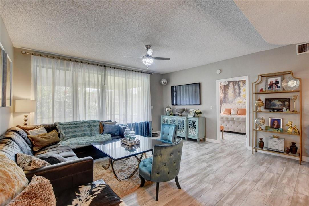8682 Vía Reale, Unit 3 Boca Raton, FL 33496 - Photo 8 of 31 Photo 8