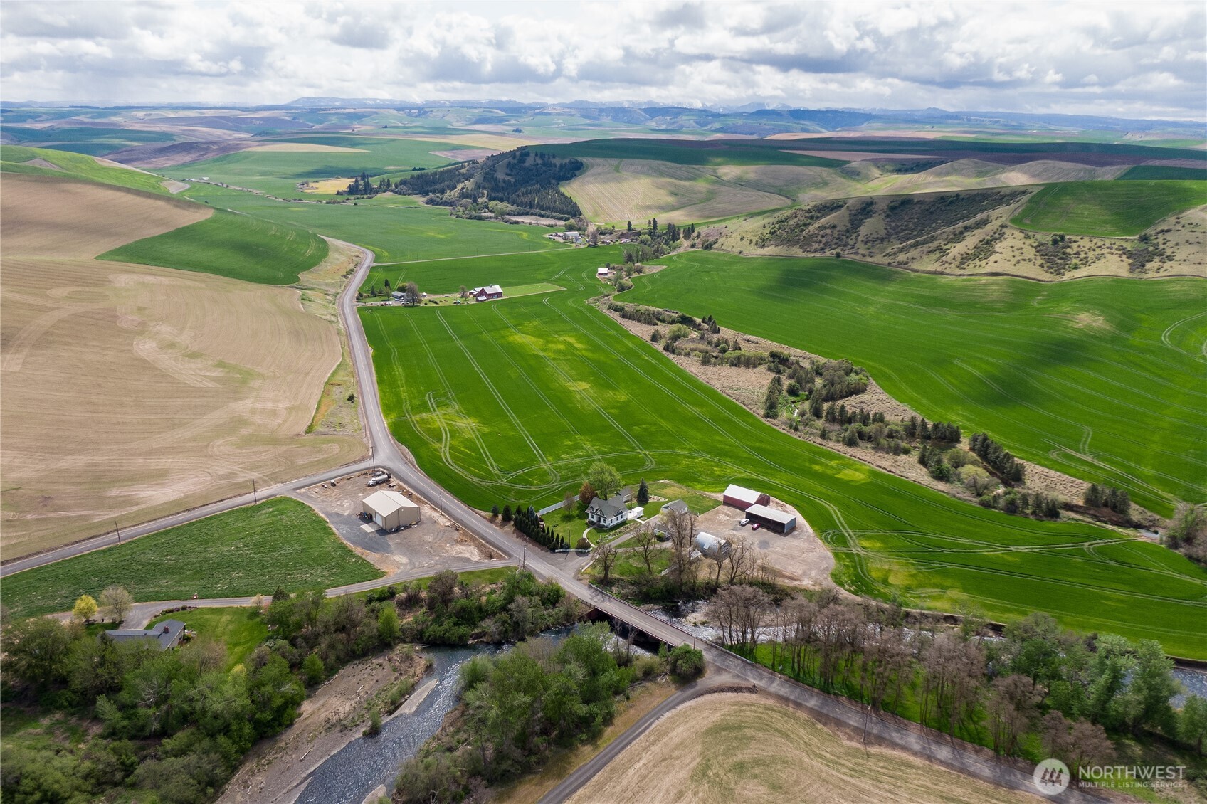 633 Lower Hogeye Road Waitsburg, WA 99361 - Photo 5 of 40