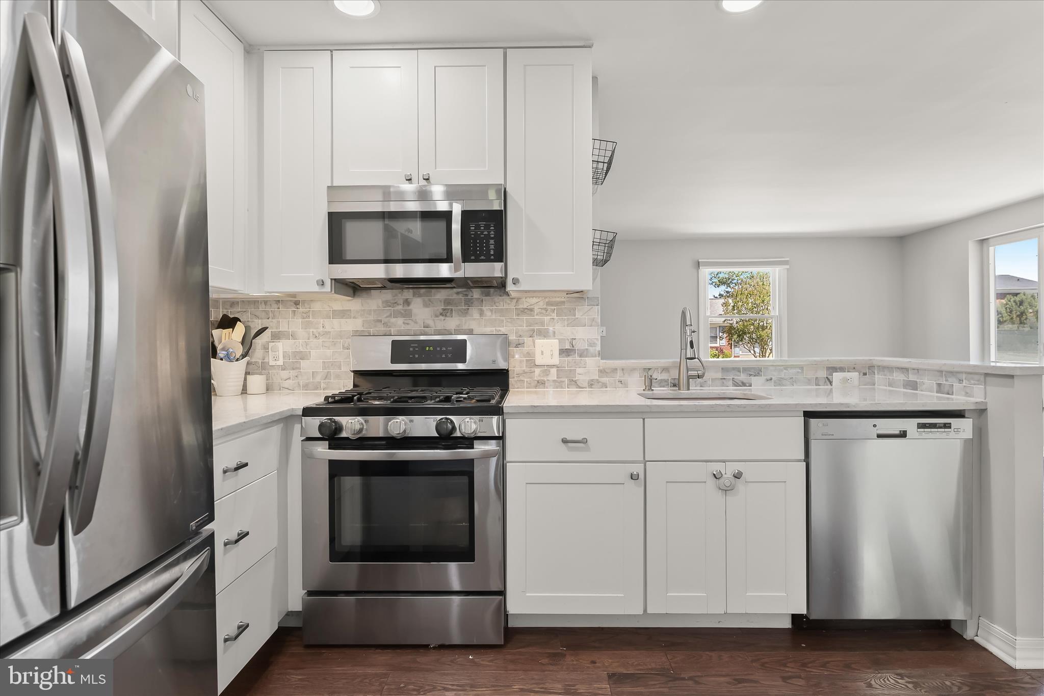 2325 Harford Hills Road Baltimore, MD 21234 - Photo 14 of 47 Kitchen