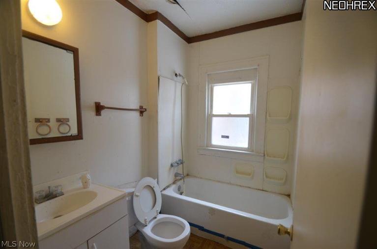 17002 Endora Road Cleveland, OH 44112 - Photo 11 of 18