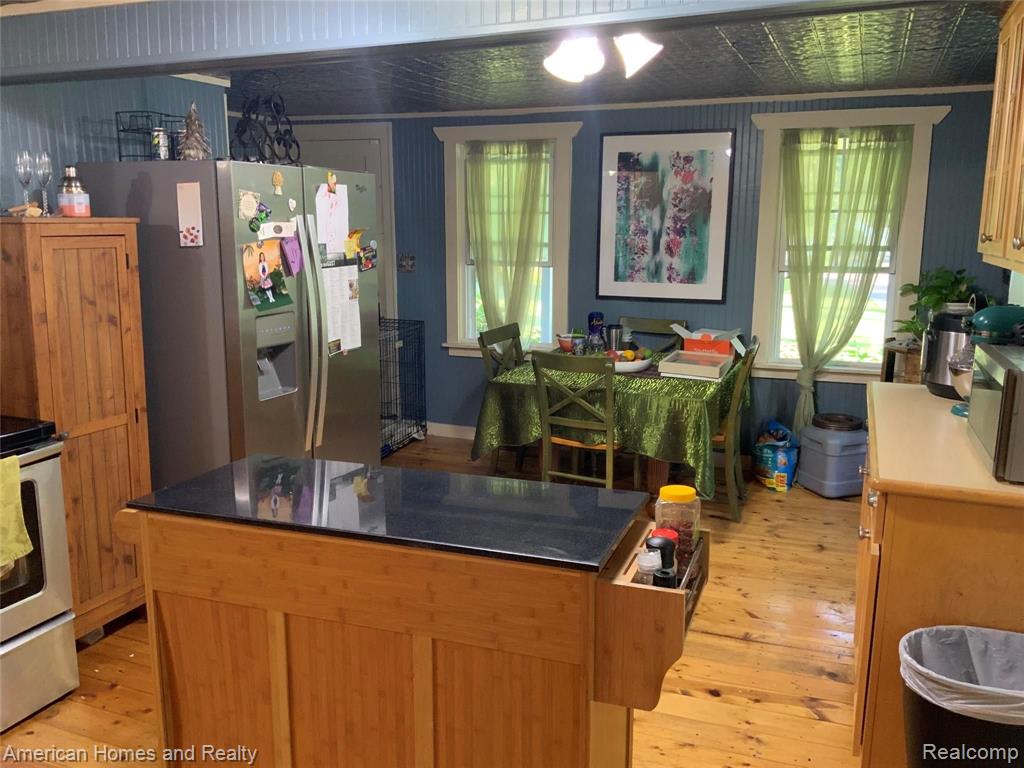 3312 East Carpenter Road Flint, MI 48506 - Photo 17 of 43