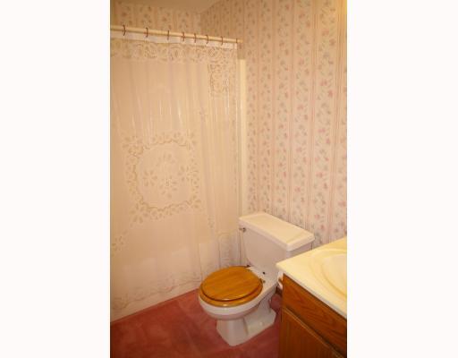 2850 Edgecliff Road, Unit 11 Lower Burrell, PA 15068 - Photo 9 of 16 Master Bath/Spa.