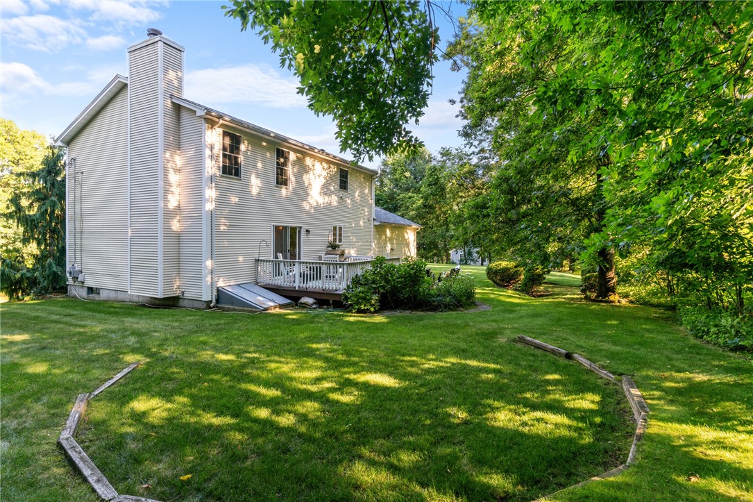40 Sundale Road Cranston, RI 02921 - Photo 24 of 25 Gallery Image 24