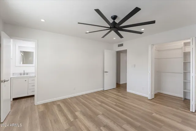 $3,000 | 1921 East Laguna Drive, Tempe, AZ 85282