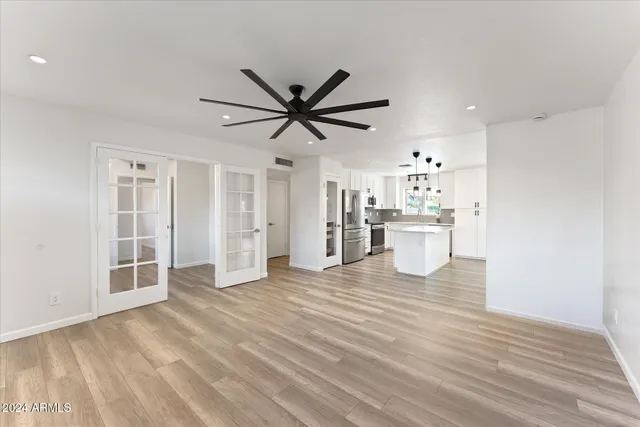 $3,000 | 1921 East Laguna Drive, Tempe, AZ 85282