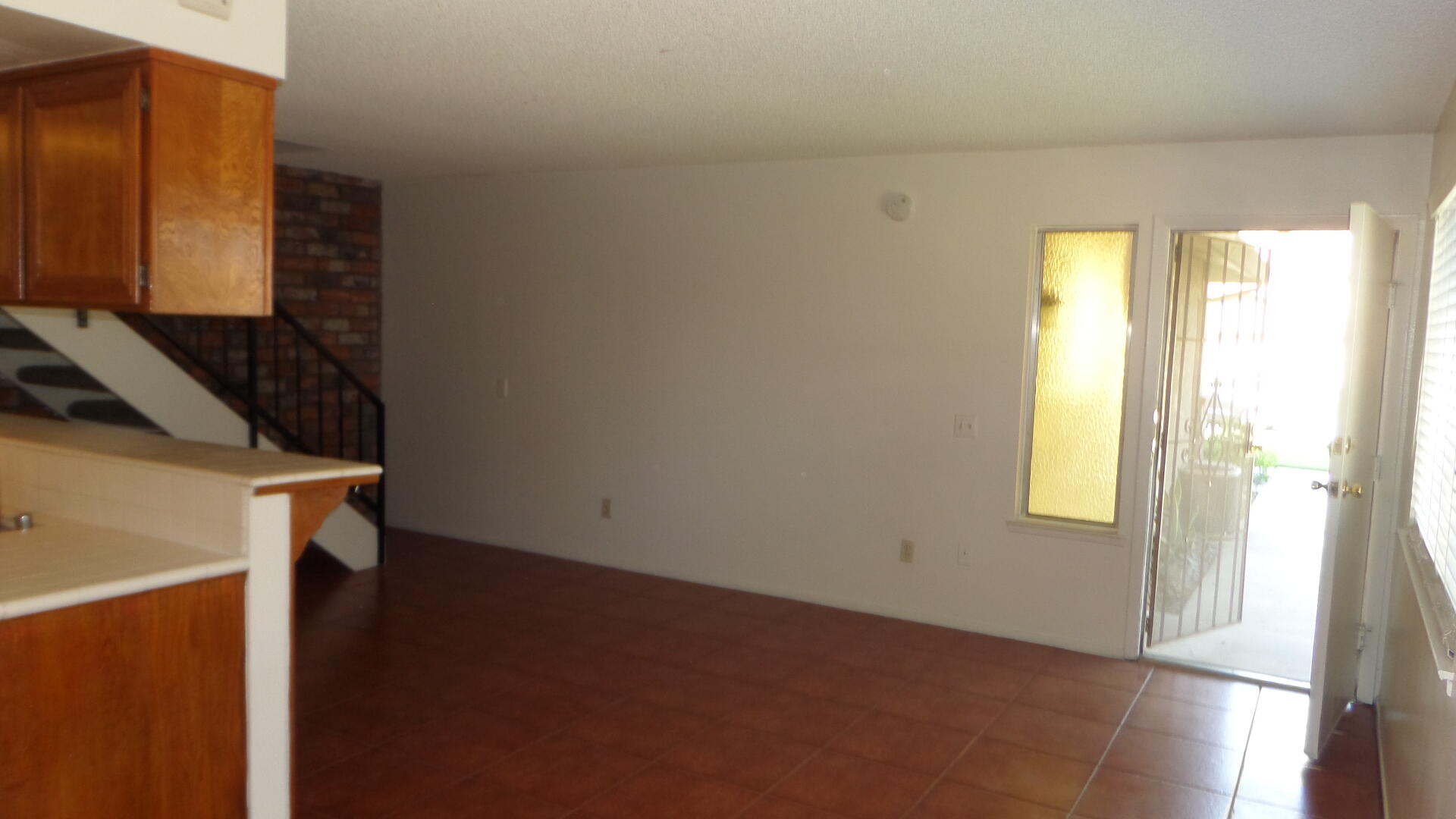 72699 Eagle Road, Unit 3 Palm Desert, CA 92260 - Photo 5 of 26 SAM_5344