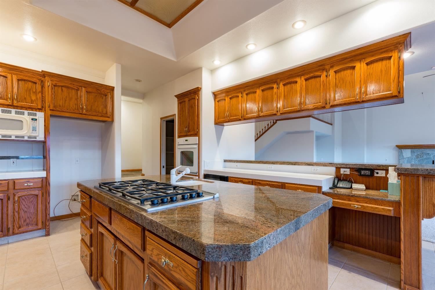 33040 Rancho Ramon Road Coarsegold, CA 93614 - Photo 8 of 43 Gallery Image 8