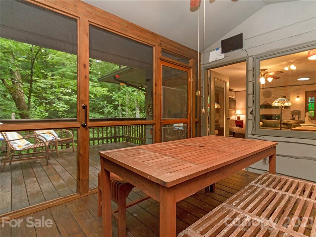 512 Robin Hood Road Brevard, NC 28712 - Photo 18 of 45 Gallery Image 18
