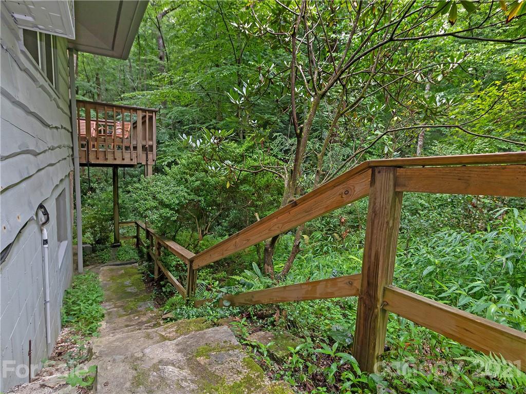 512 Robin Hood Road Brevard, NC 28712 - Photo 25 of 45 Gallery Image 25