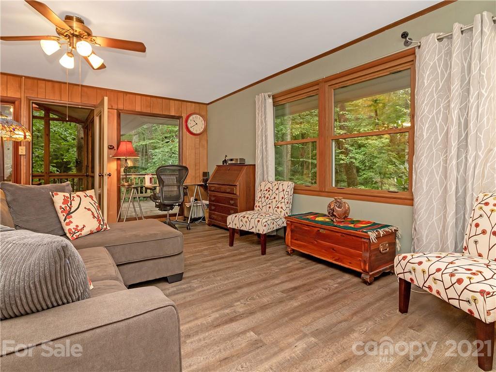 512 Robin Hood Road Brevard, NC 28712 - Photo 4 of 45 Gallery Image 4