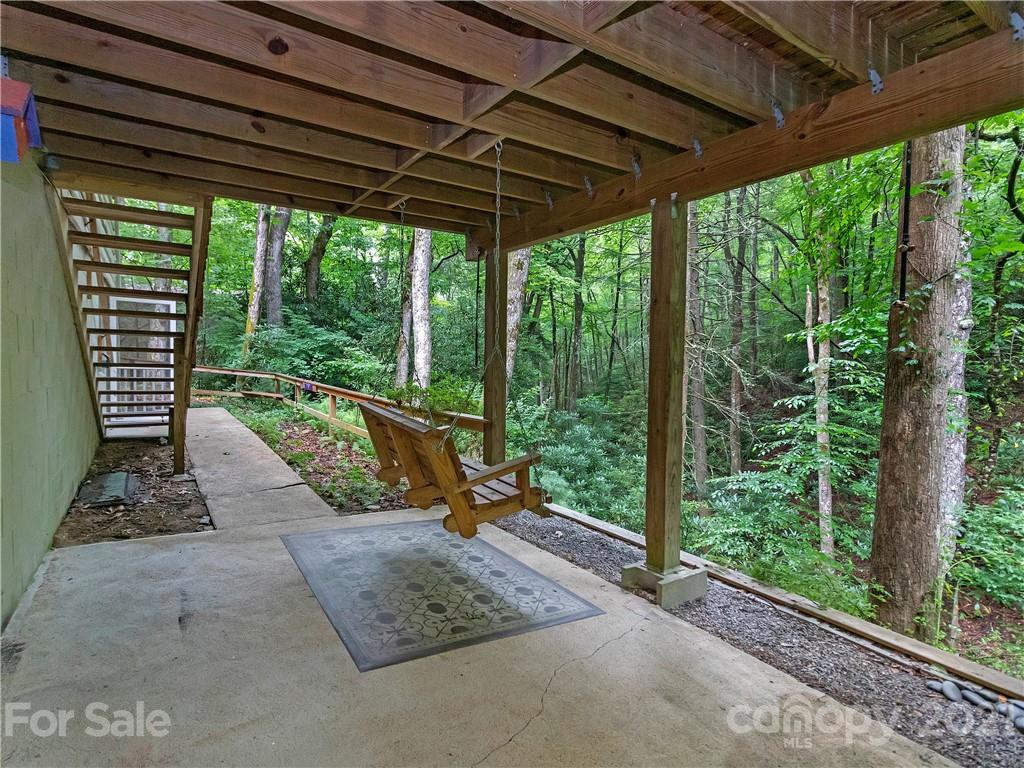 512 Robin Hood Road Brevard, NC 28712 - Photo 39 of 45 Gallery Image 39