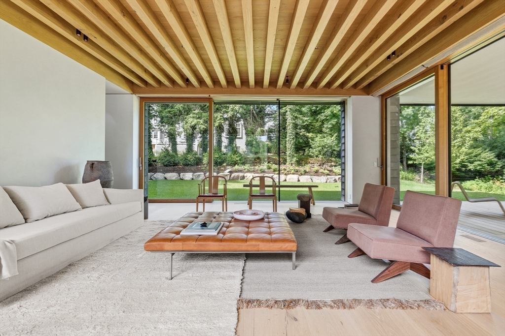 45 White Oak Road Wellesley, MA 02481 - Photo 12 of 34
