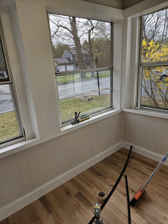 27-29 Catacunemaug Road Shirley, MA 01464 - Photo 12 of 19