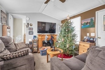 27-29 Catacunemaug Road Shirley, MA 01464 - Photo 16 of 19