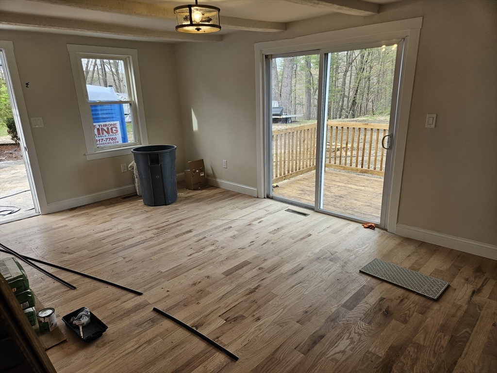 27-29 Catacunemaug Road Shirley, MA 01464 - Photo 6 of 19
