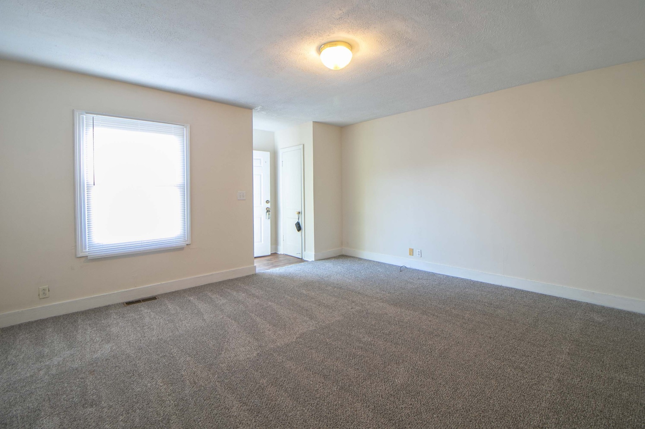 802 Robb Avenue, Unit B Clarksville, TN 37040 - Photo 4 of 15