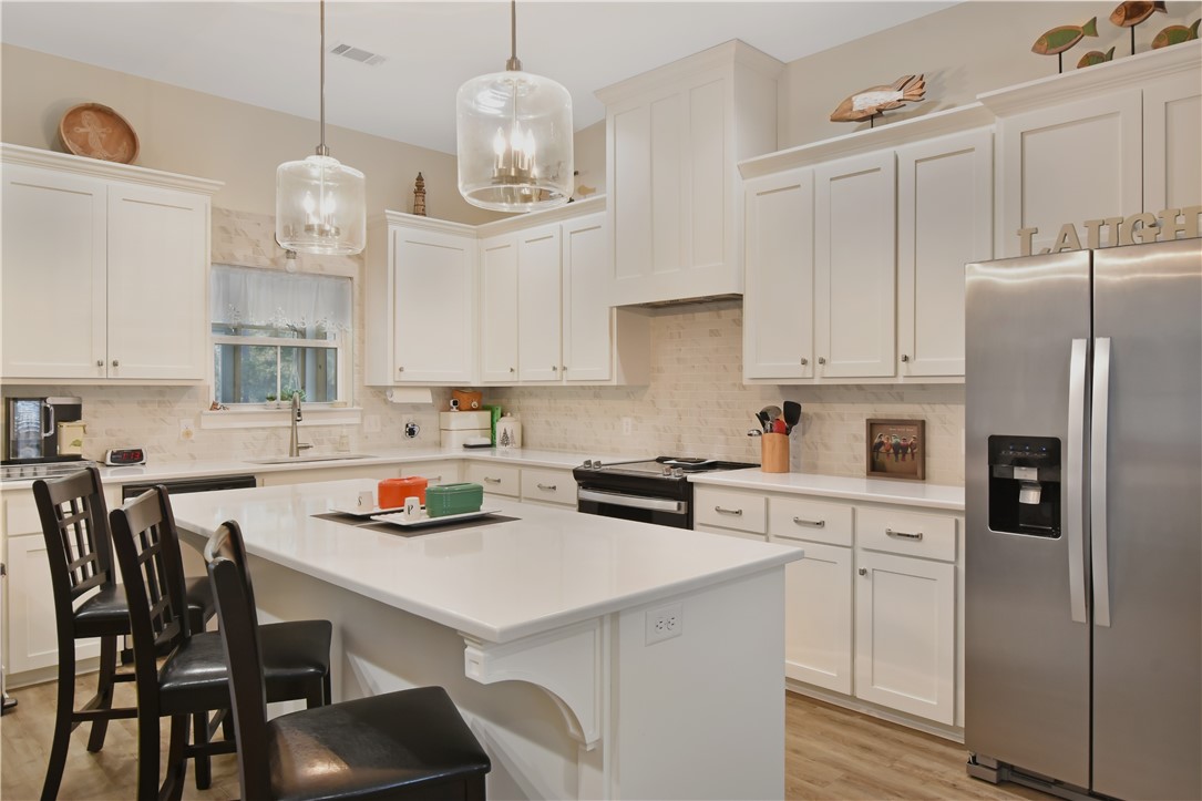 1021 Kyles Loop Northeast Townsend, GA 31331 - Photo 9 of 28