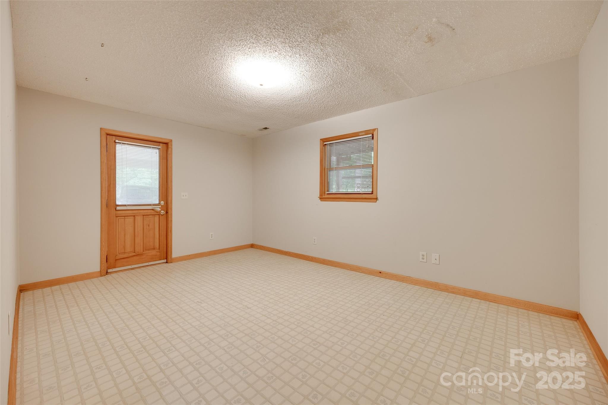 25056 Timberlake Drive Fort Mill, SC 29708 - Photo 13 of 37 an empty room with a window