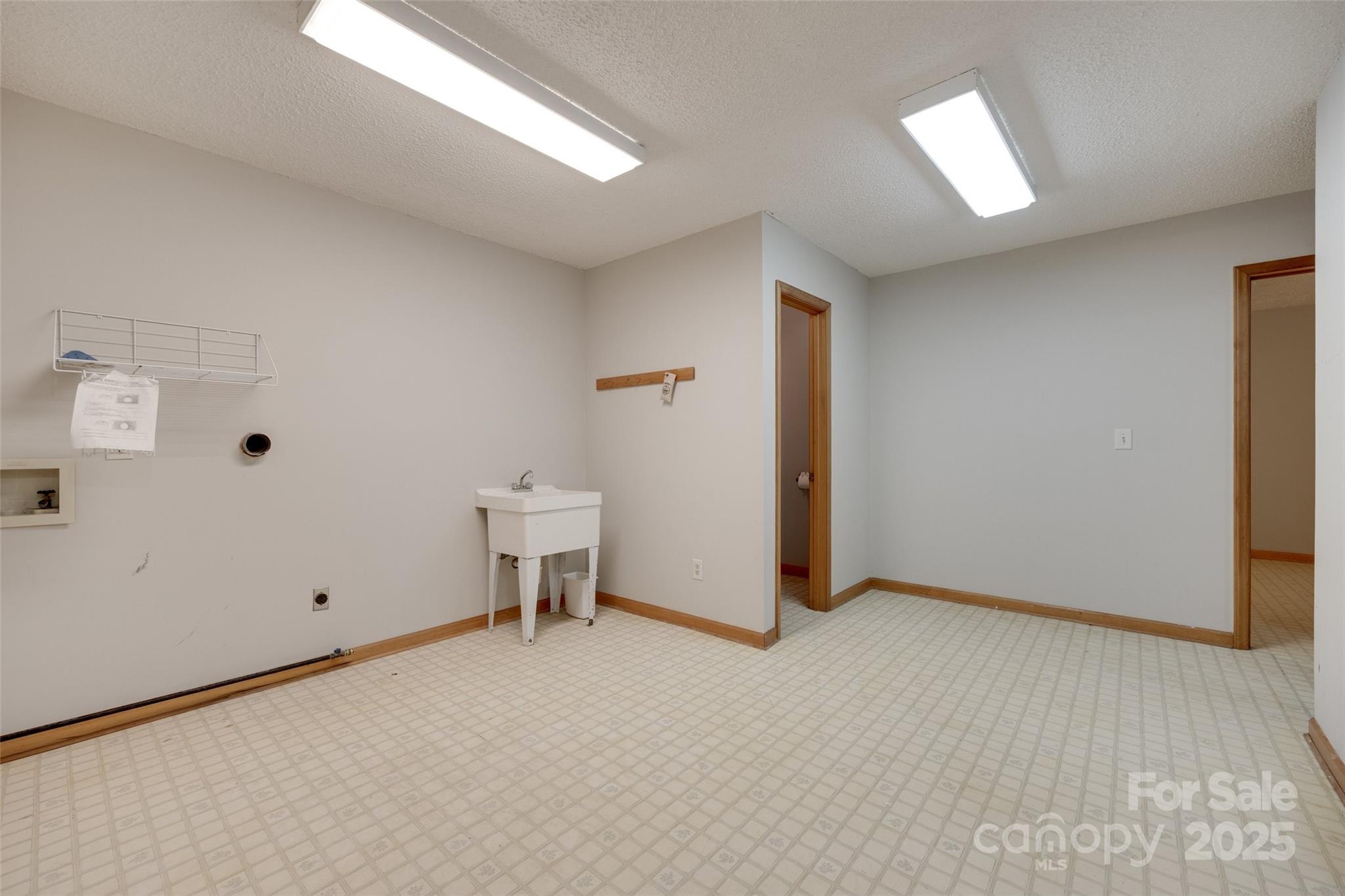 25056 Timberlake Drive Fort Mill, SC 29708 - Photo 17 of 37 a view of an empty room
