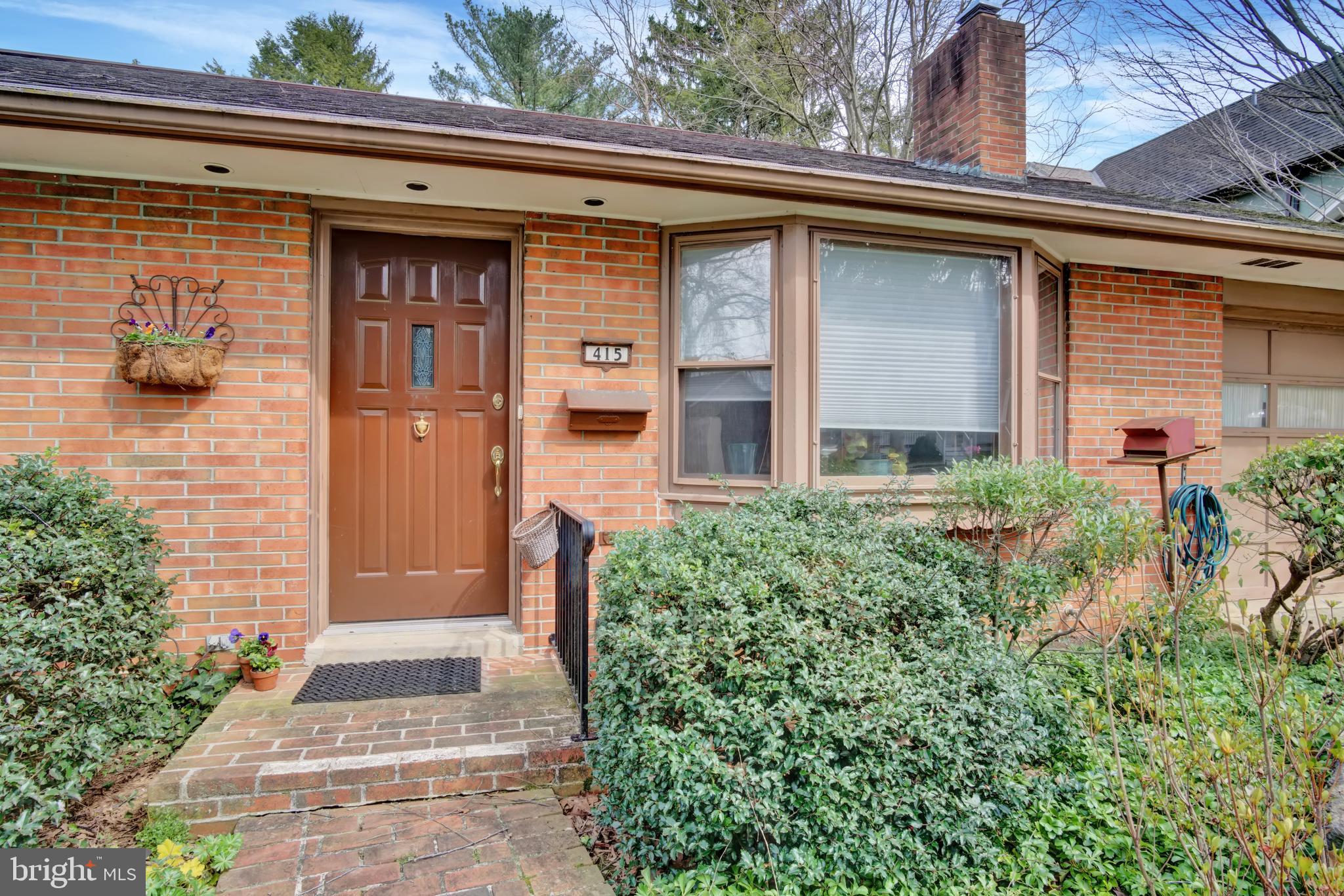 415 Linden Street Lititz, PA 17543 - Photo 3 of 31