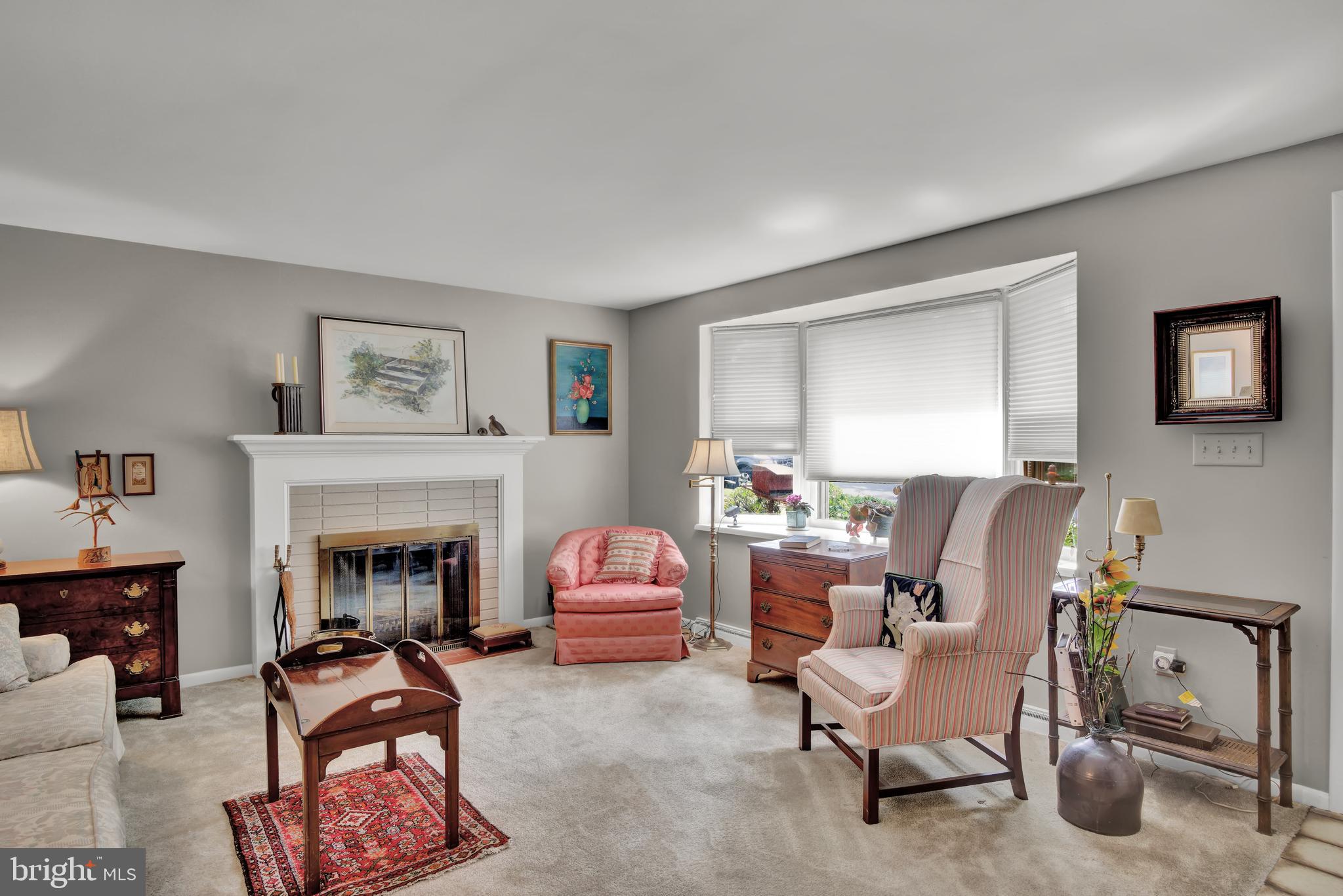415 Linden Street Lititz, PA 17543 - Photo 5 of 31