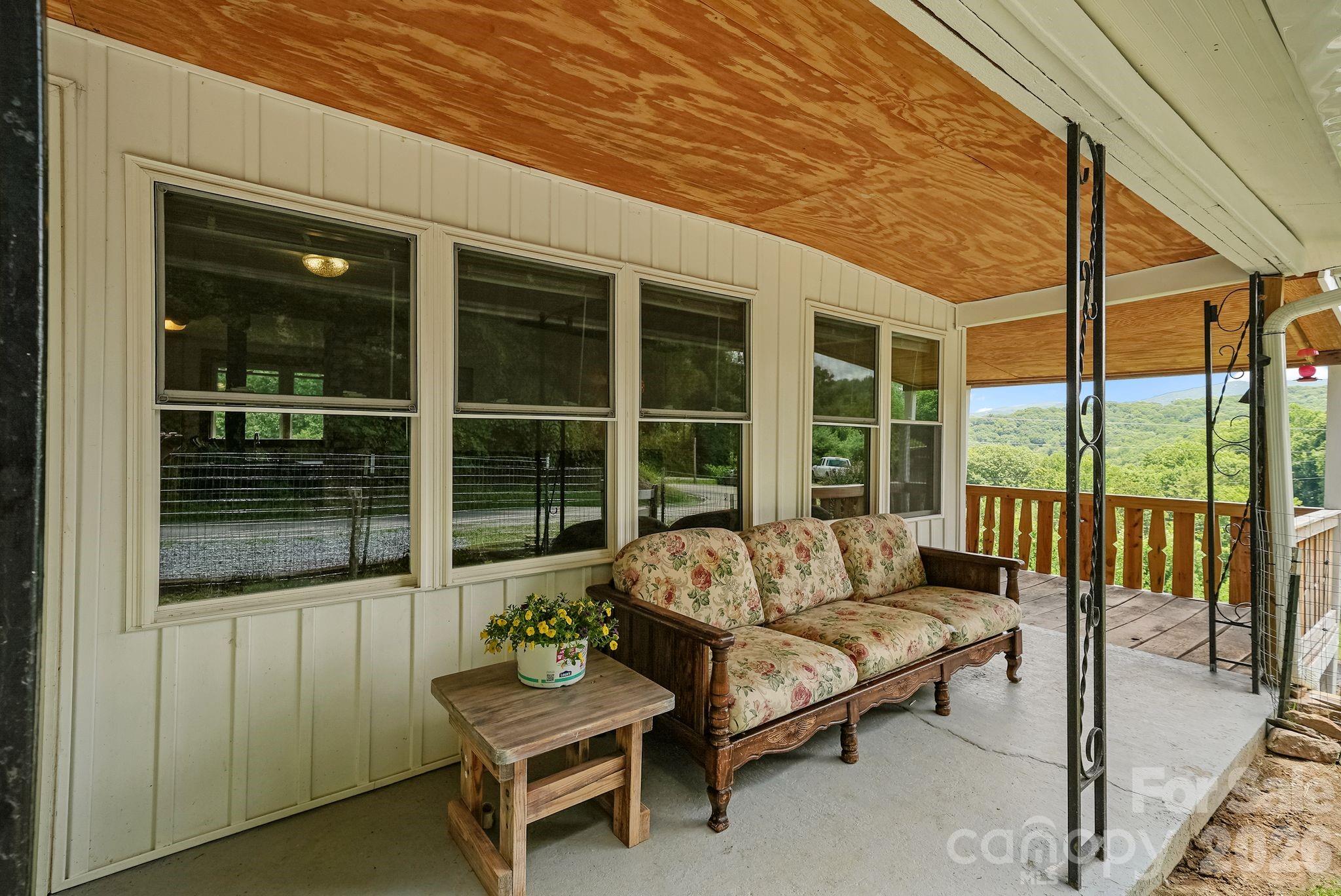 244 Flat Springs Road Elk Park, NC 28622 - Photo 4 of 22