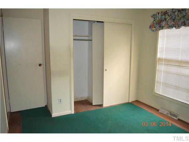 4909 Latimer Road Raleigh, NC 27609 - Photo 9 of 10