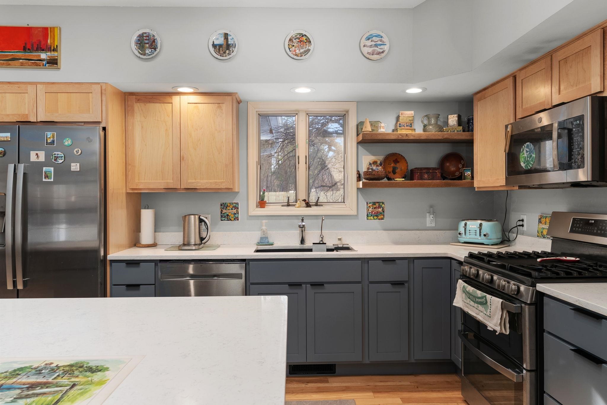 N4412 Wolff Road Cambridge, WI 53523 - Photo 12 of 42