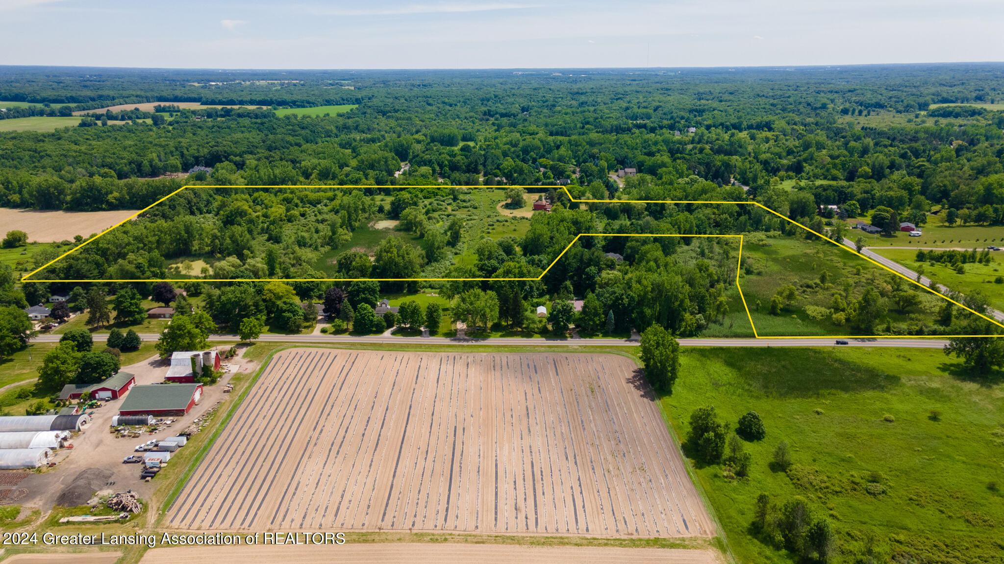 5510 Meridian Road Haslett, MI 48840 - Photo 71 of 93 5510_Meridian_BROCK-19