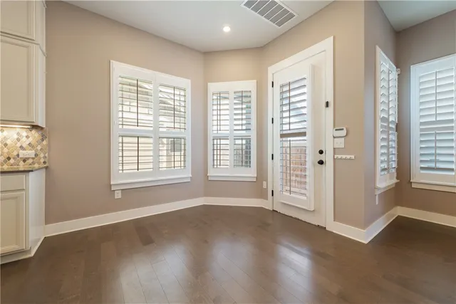 $3,500 | 7811 Wildcat Pass, Austin, TX 78757