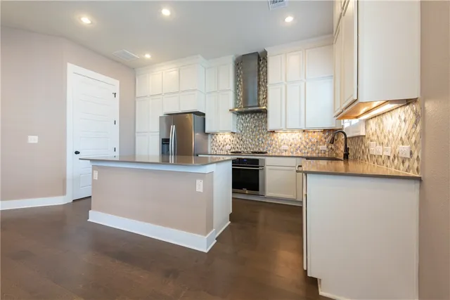 $3,500 | 7811 Wildcat Pass, Austin, TX 78757