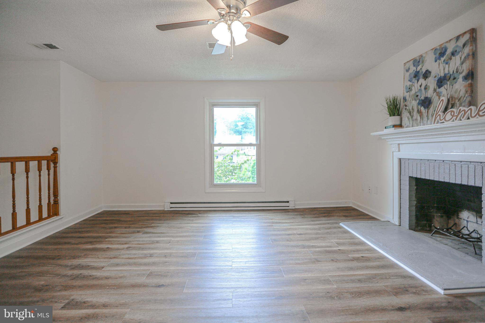 19131 Windsor Road Triangle, VA 22172 - Photo 13 of 47 Gallery Image 13