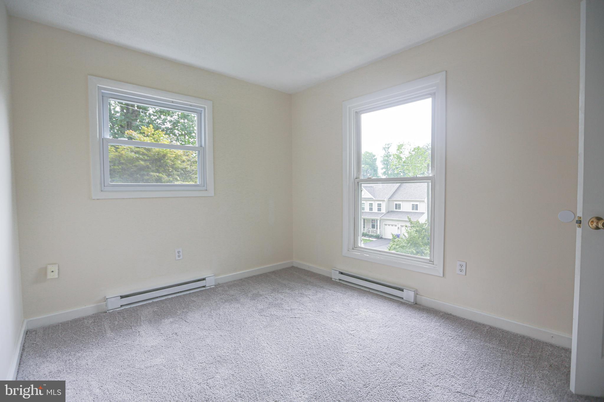 19131 Windsor Road Triangle, VA 22172 - Photo 27 of 47 Gallery Image 27