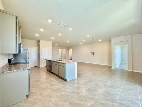$2,350 | 10959 Cotton Vale Place, San Antonio, FL 33576
