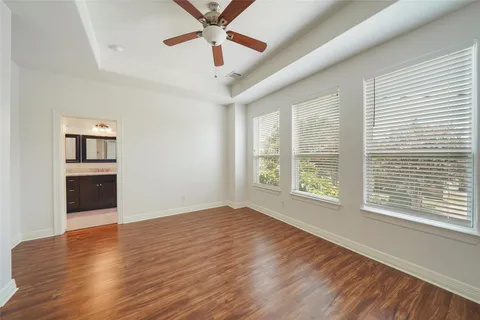 $399,000 | 724 Link Road, Houston, TX 77009