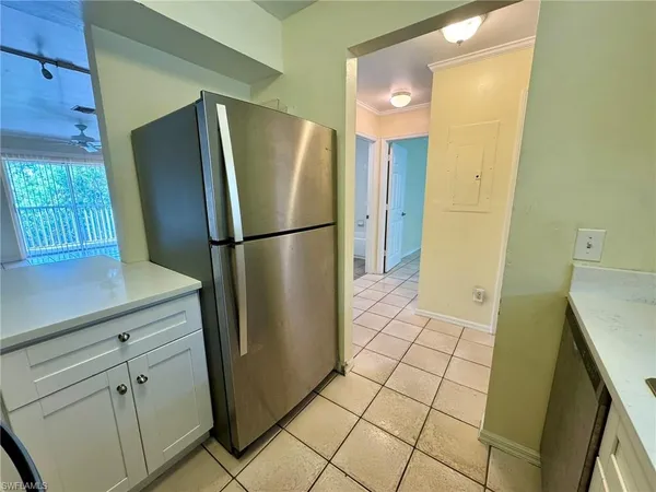 $1,600 | 2153 Sunshine Boulevard, Unit 4, Naples, FL 34116