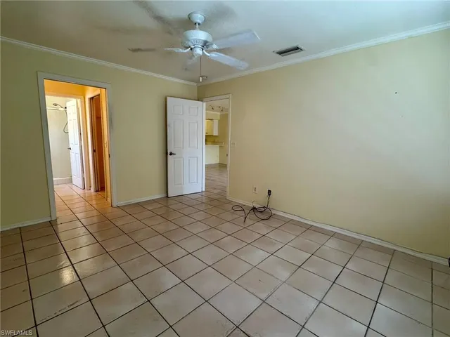 $1,800 | 2153 Sunshine Boulevard, Unit 4, Naples, FL 34116