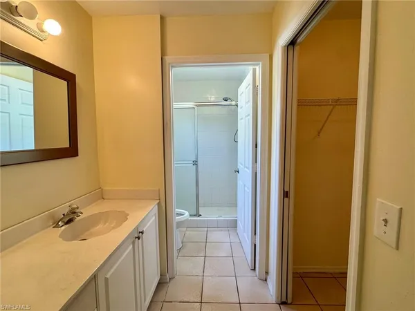 $1,600 | 2153 Sunshine Boulevard, Unit 4, Naples, FL 34116