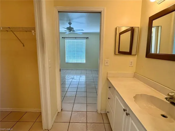 $1,600 | 2153 Sunshine Boulevard, Unit 4, Naples, FL 34116