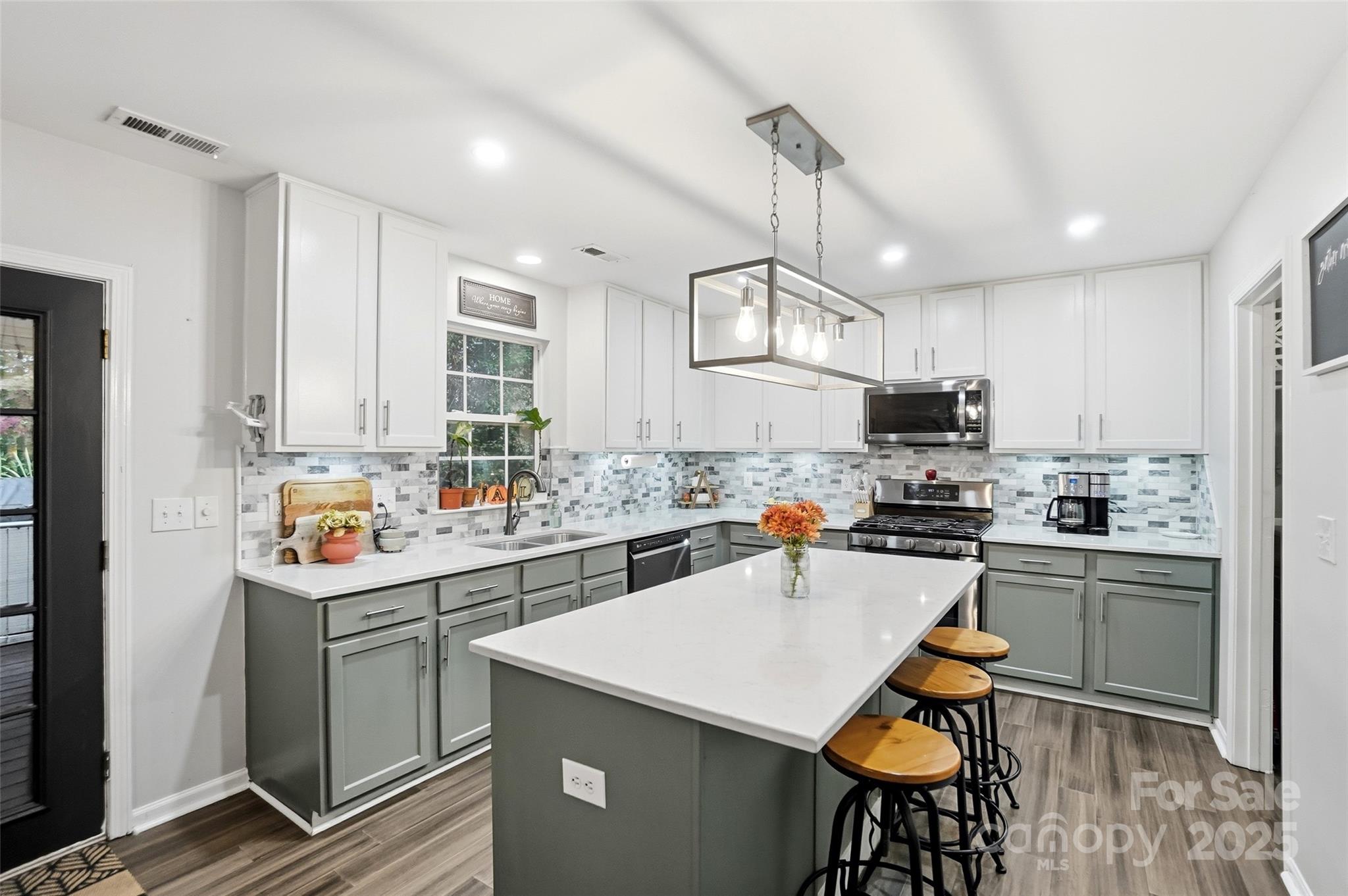 401 Sugar Maple Drive Tega Cay, SC 29708 - Photo 17 of 48